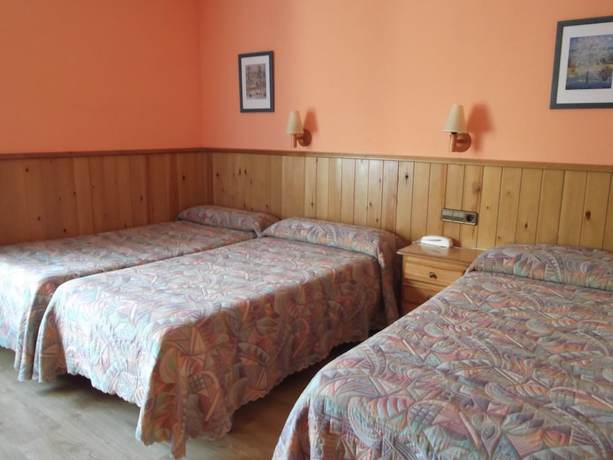 Imagen de la habitación del Hotel Escalar. Foto 8