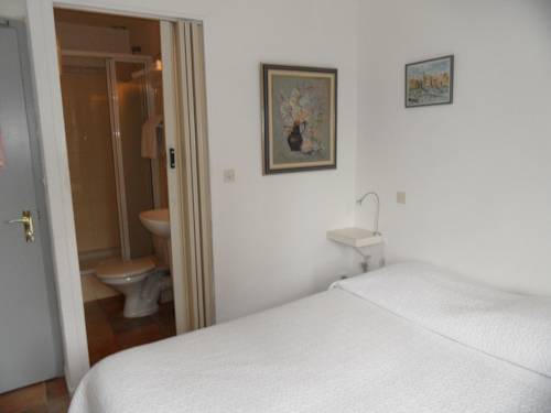 Imagen de la habitación del Hotel Escale Au Soleil. Foto 4