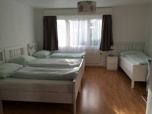 Imagen de la habitación del Hotel Escale, Givisiez. Foto 10