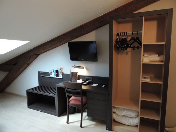 Imagen de la habitación del Hotel Escale Oceania Marseille Vieux Port. Foto 4