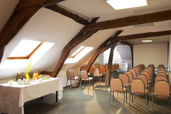 Imagen de los interiores del Hotel Escale Oceania Orleans. Foto 16