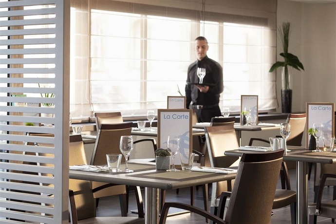 Imagen del bar/restaurante del Hotel Escale Oceania Quimper. Foto 3