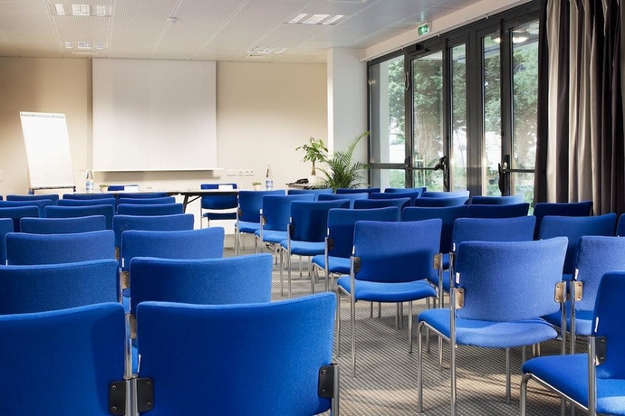 Imagen general del Hotel Escale Oceania Rennes Cap Malo. Foto 3