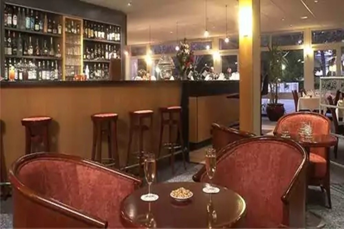 Imagen general del Hotel Escale Oceania Rennes Cap Malo. Foto 5