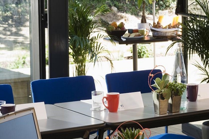 Imagen general del Hotel Escale Oceania Rennes Cap Malo. Foto 7