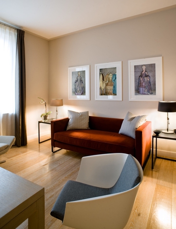 Imagen de la habitación del Hotel Escalus Luxury Suites Verona. Foto 9