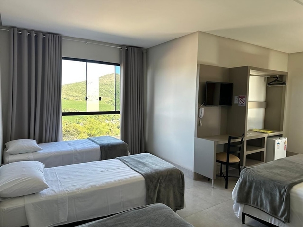 Imagen de la habitación del Hotel Escarpas Resort. Foto 2