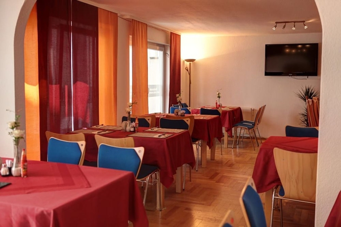 Imagen del bar/restaurante del Hotel Eschborner Hof. Foto 2