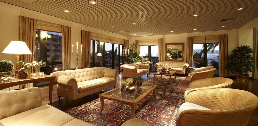 Imagen de los interiores del Hotel Escola. Foto 12