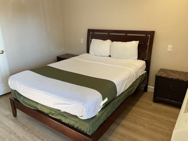 Imagen de la habitación del Hotel Escondido Inn. Foto 11