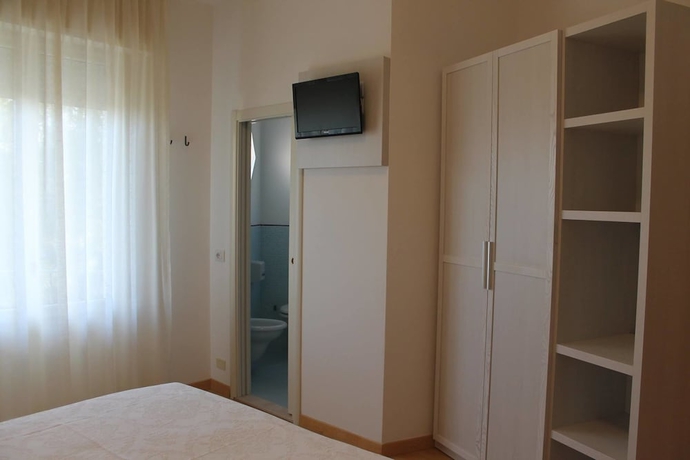 Imagen de la habitación del Hotel Escorial, Cervia. Foto 11