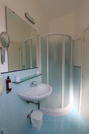 Imagen de la habitación del Hotel Escorial, Cervia. Foto 12