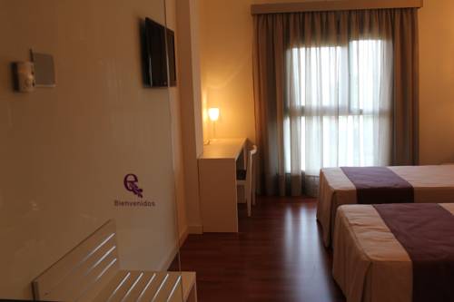 Imagen de la habitación del Hotel Escuderos Hotel Cruz. Foto 6