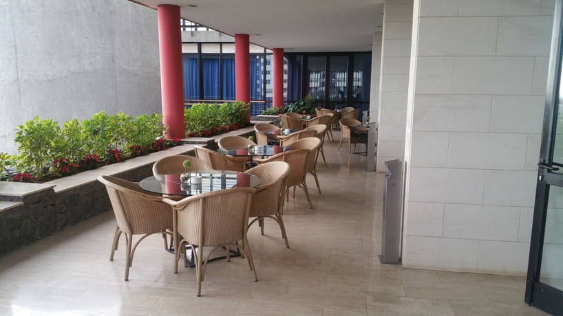 Imagen del bar/restaurante del Hotel Escuela Santa Cruz. Foto 4