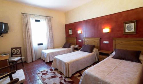 Imagen de la habitación del Hotel Escuela-Convento Santo Domingo. Foto 15