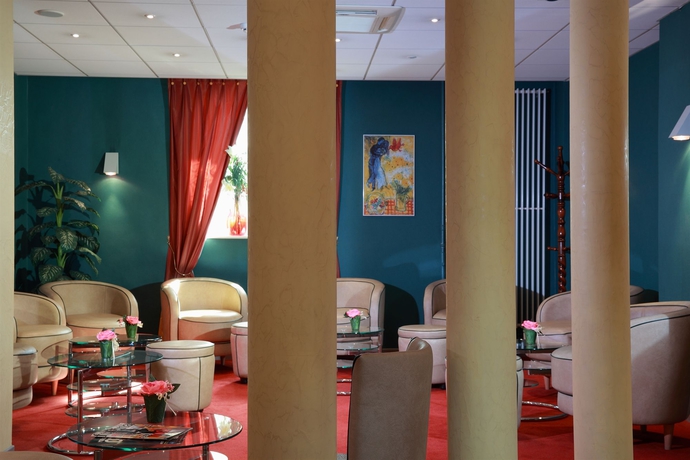 Imagen de los interiores del Hotel Escurial. Foto 9