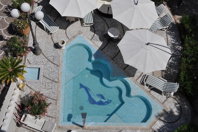 Imagen de la piscina del Hotel Esedra, Rimini. Foto 19