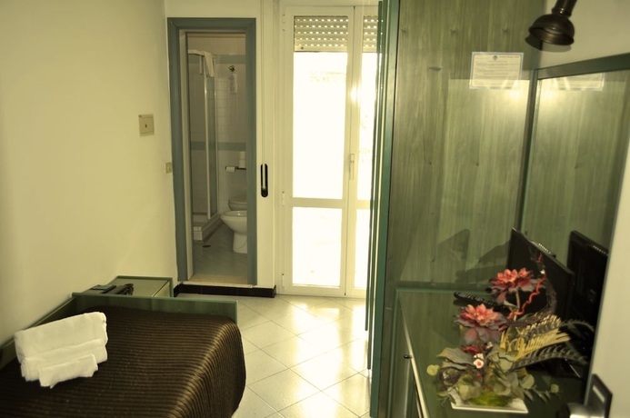 Imagen de la habitación del Hotel Esedra, Rimini. Foto 14