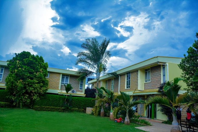 Imagen de los exteriores del Hotel Esella Country. Foto 14