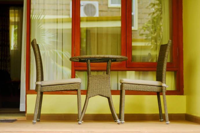 Imagen del bar/restaurante del Hotel Esella Country. Foto 4