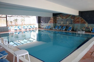 Imagen de la piscina del Hotel Esenboga Airport. Foto 8
