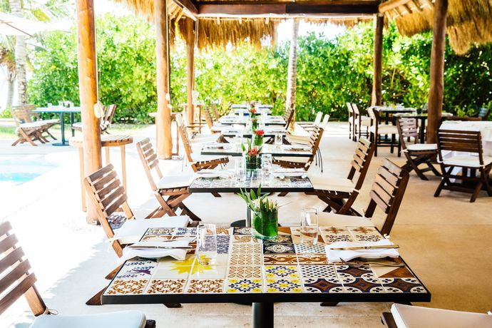 Imagen del bar/restaurante del Hotel Esencia. Foto 4