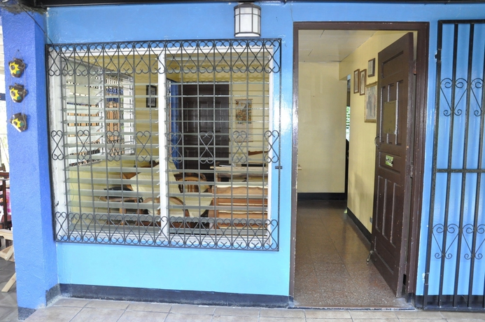 Imagen de los interiores del Hotel Esgueva House. Foto 15