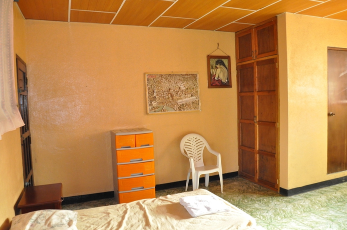 Imagen de la habitación del Hotel Esgueva House. Foto 7