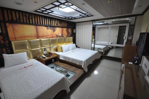 Imagen de la habitación del Hotel Esia hotel. Foto 9
