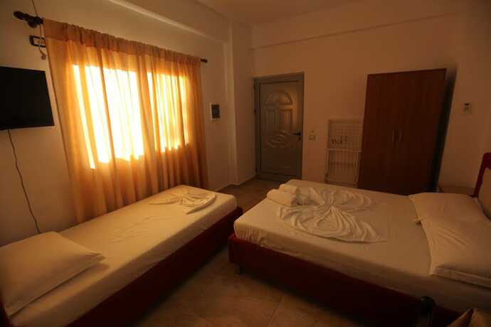 Imagen general del Hotel Esmerald. Foto 4