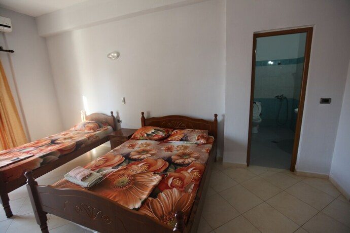 Imagen general del Hotel Esmerald. Foto 14