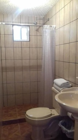 Imagen de la habitación del Hotel Esmeralda Barrancas. Foto 7