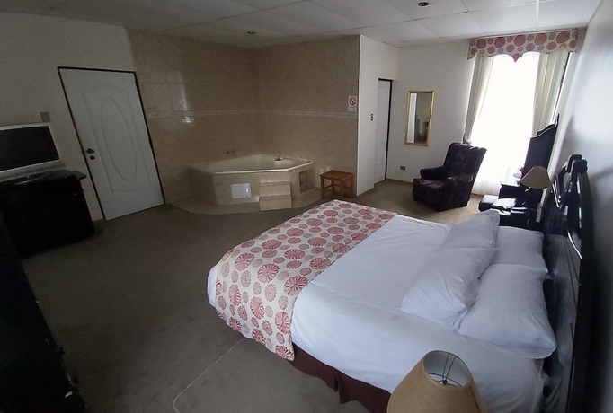 Imagen de la habitación del Hotel Esmeralda, Castro. Foto 2