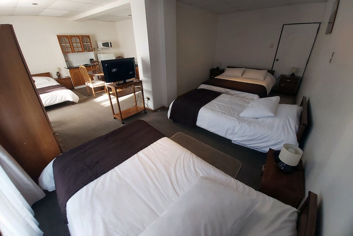 Imagen de la habitación del Hotel Esmeralda, Castro. Foto 14