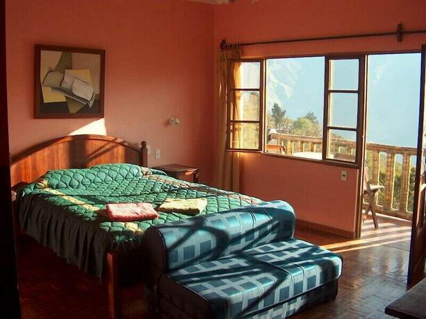 Imagen de la habitación del Hotel Esmeralda, Coroico. Foto 18