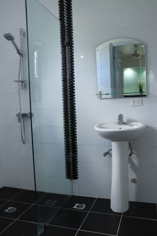 Imagen de la habitación del Hotel Esmeralda Guest House. Foto 6