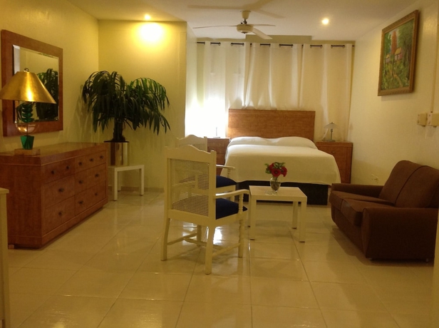 Imagen de la habitación del Hotel Esmeralda Guest House. Foto 11