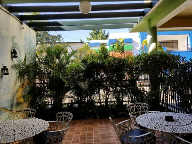 Imagen de los interiores del Hotel Esmeralda Guest House. Foto 18