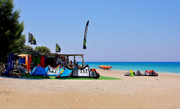 Imagen de los exteriores del Hotel Esmeralda, Kremasti. Foto 14