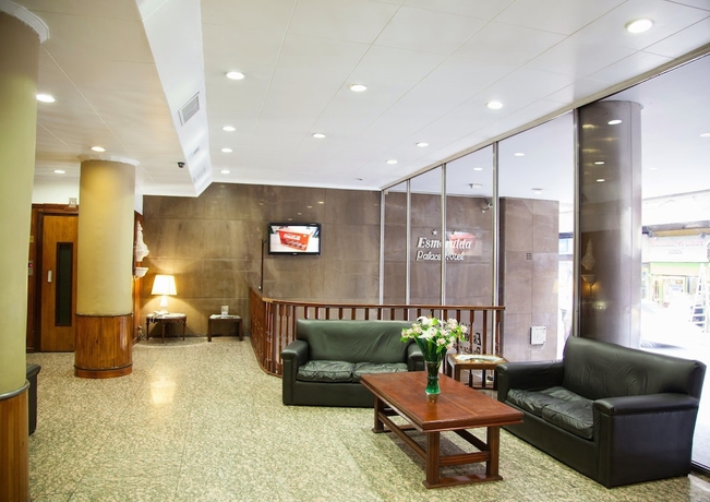 Imagen de los interiores del Hotel Esmeralda Palace. Foto 18