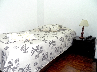 Imagen de la habitación del Hotel Esmeralda Real Bogota. Foto 3