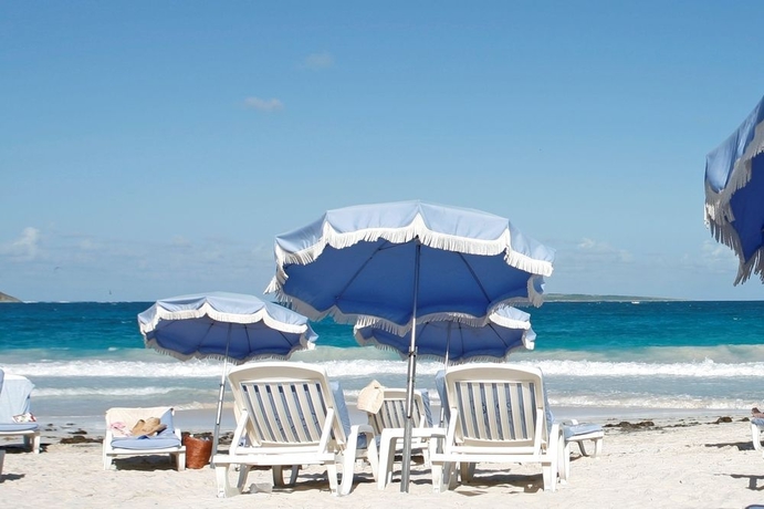 Imagen de los exteriores del Hotel Esmeralda Resort. Foto 11