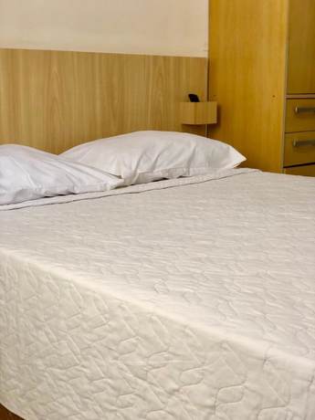 Imagen de la habitación del Hotel Esmig. Foto 8
