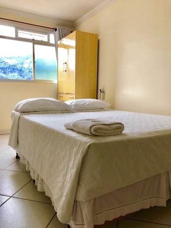Imagen de la habitación del Hotel Esmig. Foto 9