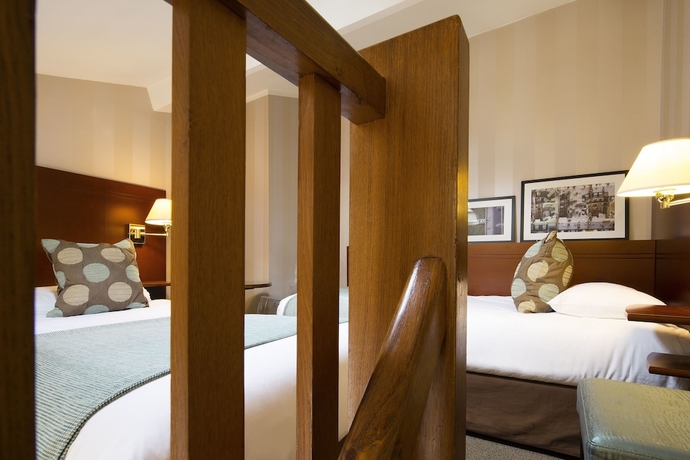 Imagen de la habitación del Hotel Espace Champerret, Levallois-Perret. Foto 5