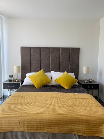 Imagen de la habitación del Hotel Espacio Huerfanos. Foto 4