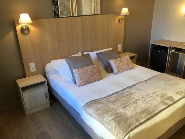 Imagen de la habitación del Hotel Espadon. Foto 15