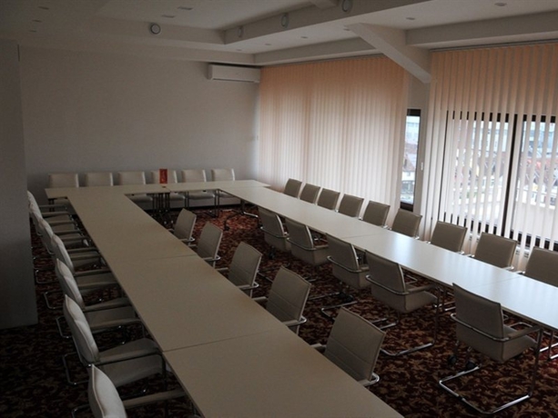 Imagen general del Hotel Espana, Sarajevo. Foto 5