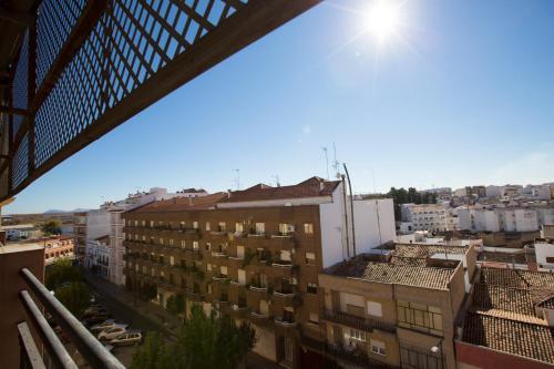 Imagen de los exteriores del Hotel España, Almendralejo. Foto 10