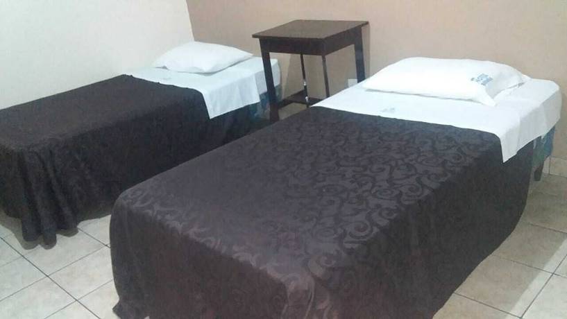 Imagen de la habitación del Hotel España, Ciudad de Guatemala. Foto 9